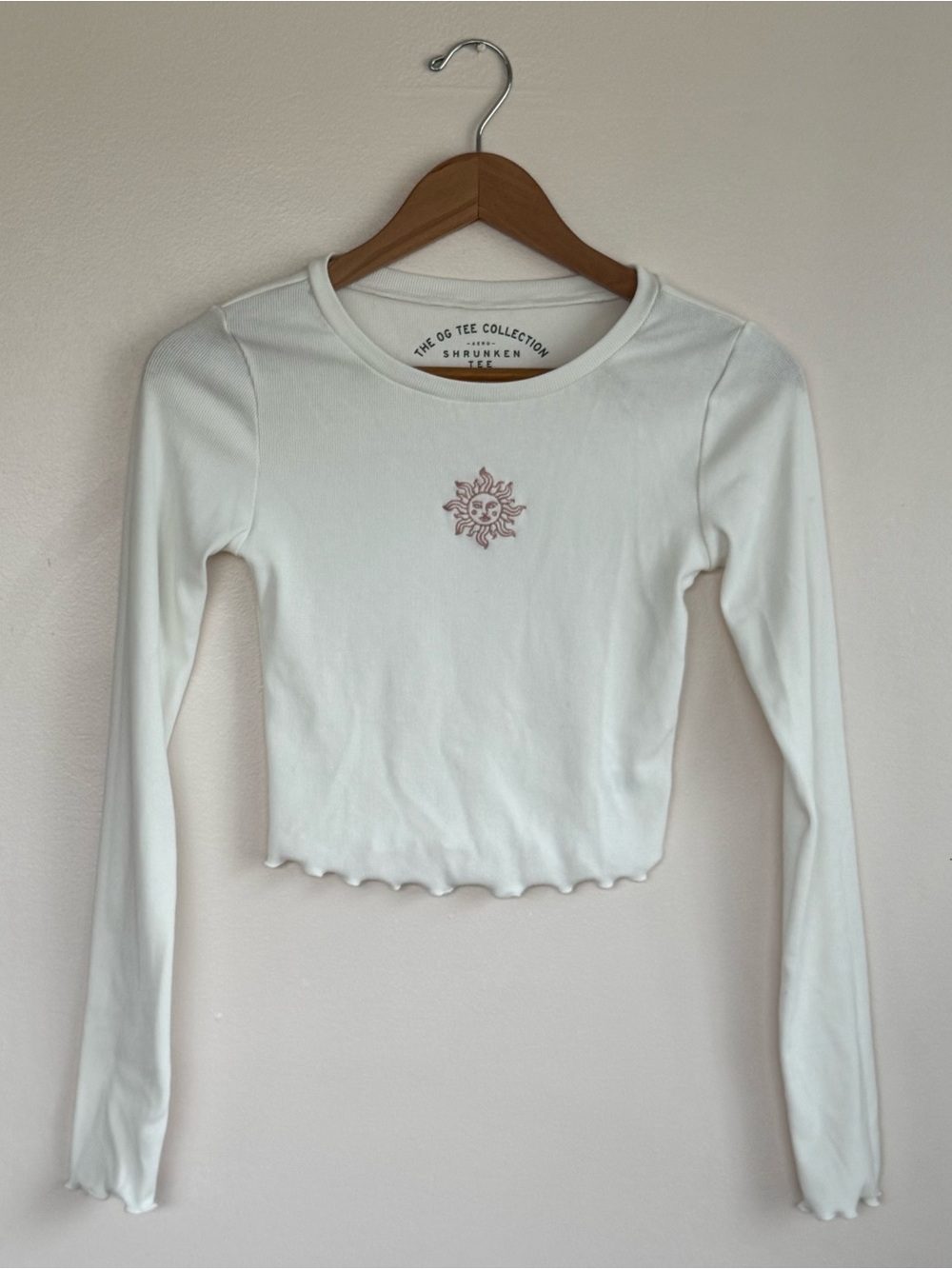 Aero White Ribbed Pink Celestial Sun Graphic Shrunken Long Sleeve Tee Wavy Trim